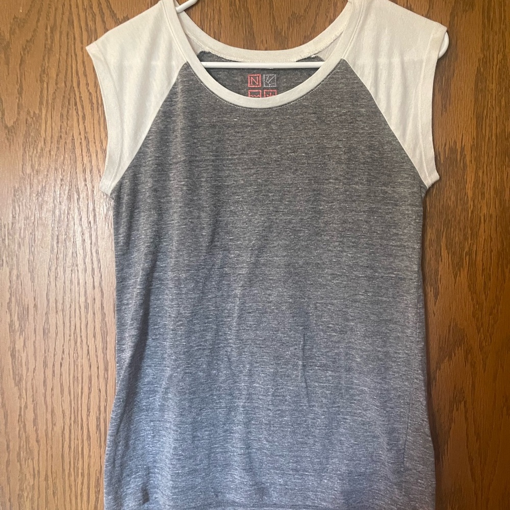 Nollie Shirt ***